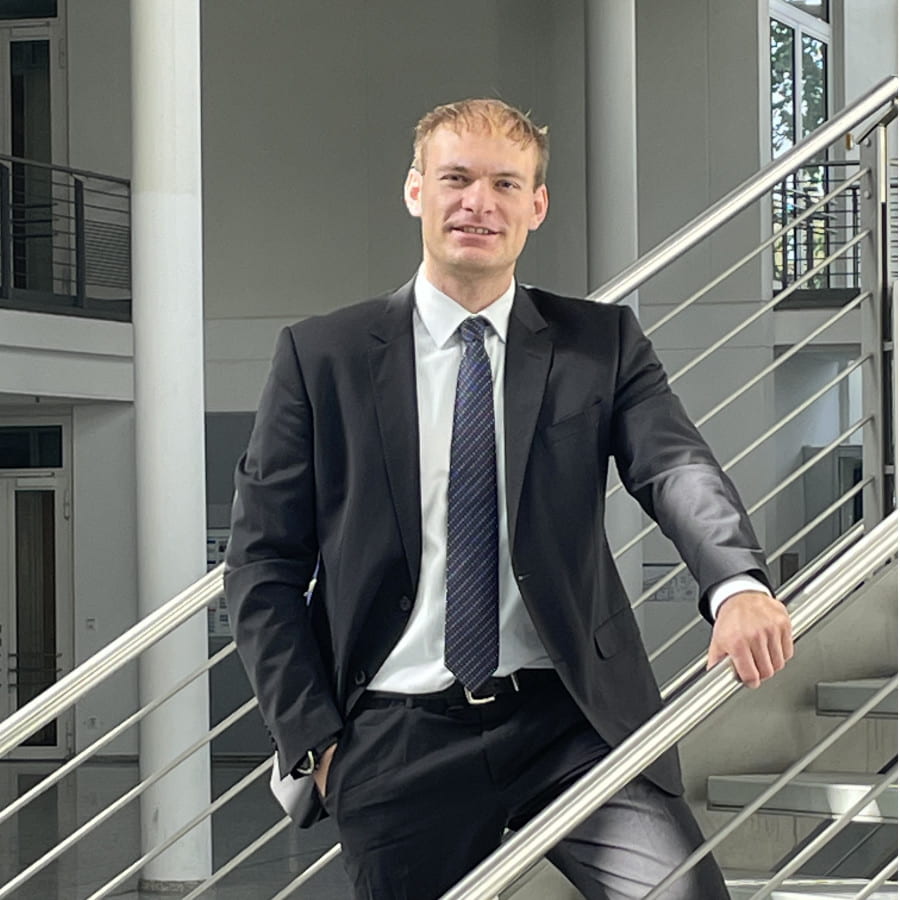 Julius Launhardt Reegy CEO